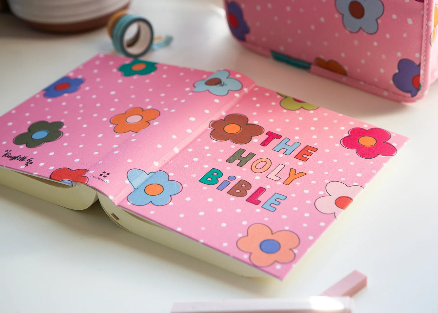 Dots & Daisies ESV Journaling Bible